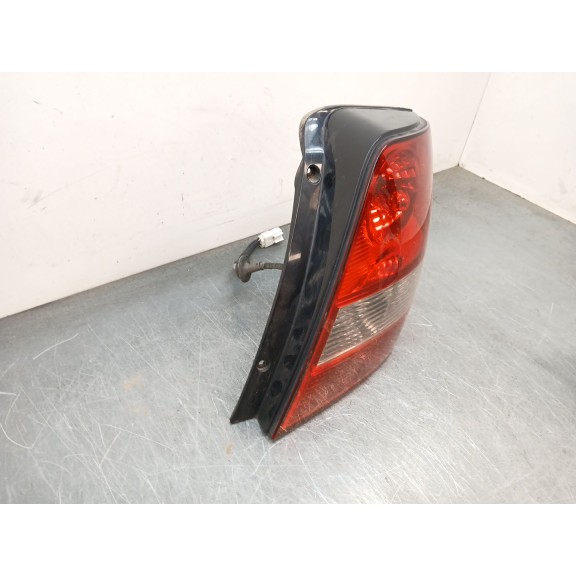 Recambio de piloto trasero izquierdo para kia sorento i (jc) 2.5 crdi referencia OEM IAM   