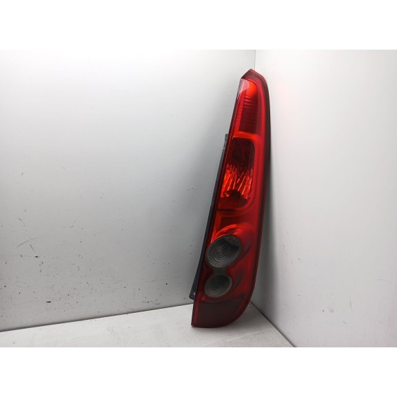 Recambio de piloto trasero derecho para ford fiesta (cbk) ambiente referencia OEM IAM 6S6113404AG 2ª 5P