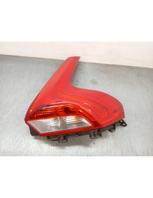 Recambio de piloto trasero derecho para volvo v40 hatchback (525) d2 referencia OEM IAM 31395845  
