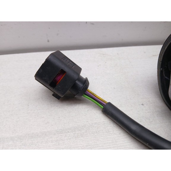 Recambio de retrovisor derecho para seat leon (1p1) reference referencia OEM IAM 212836400  