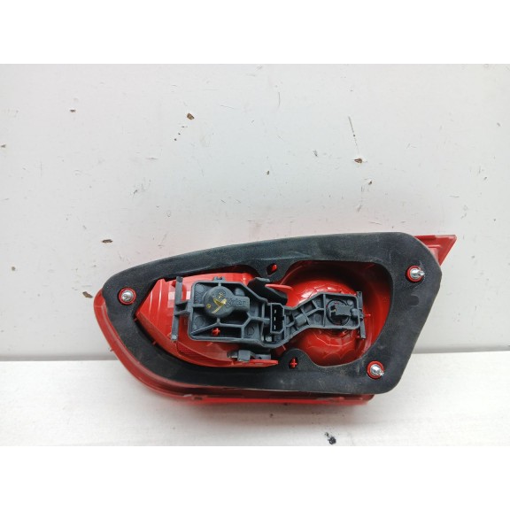 Recambio de piloto trasero izquierdo interior para seat leon (1p1) reference referencia OEM IAM 1p0945093f 89320291 