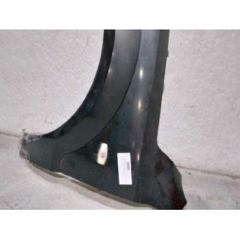 Recambio de aleta delantera izquierda para kia sorento 2.5 crdi referencia OEM IAM  NEGRO RAYADA