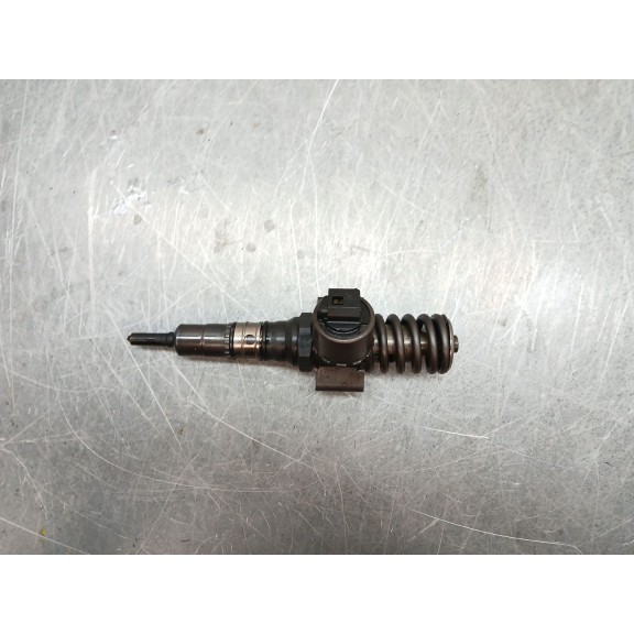 Recambio de inyector para seat leon (1p1) reference referencia OEM IAM 08G130073G  