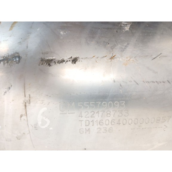 Recambio de catalizador para opel insignia berlina excellence referencia OEM IAM GM55579093  