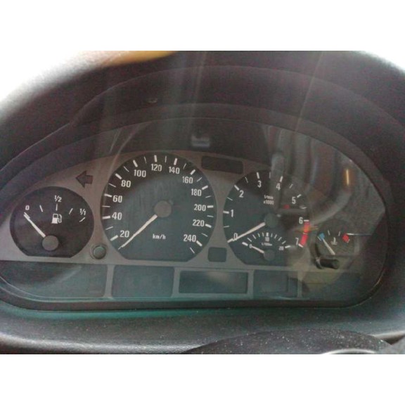 Recambio de cuadro instrumentos para bmw serie 3 berlina (e46) 323i referencia OEM IAM 62118380146 0263606071 