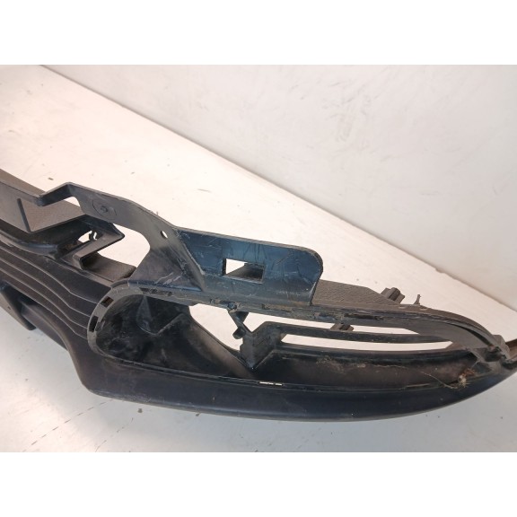 Recambio de paragolpes delantero para renault captur zen referencia OEM IAM 620842933R  