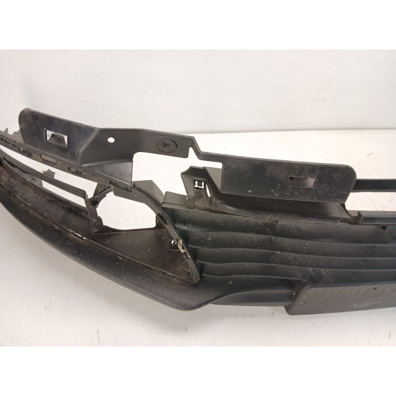 Recambio de paragolpes delantero para renault captur zen referencia OEM IAM 620842933R  