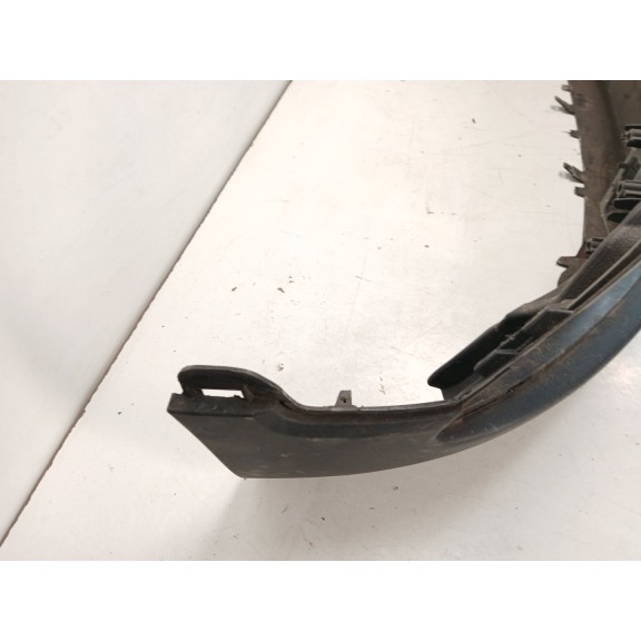 Recambio de paragolpes delantero para renault captur zen referencia OEM IAM 620842933R  