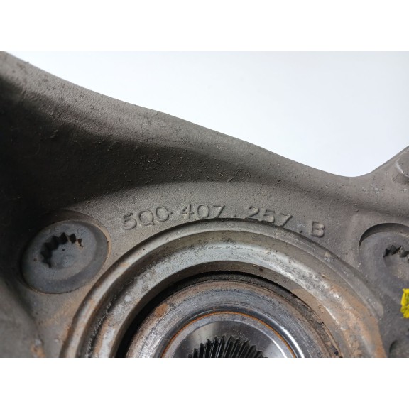 Recambio de mangueta delantera izquierda para volkswagen tiguan (ad1, ax1) 2.0 tdi 4motion referencia OEM IAM 5Q0407257B  