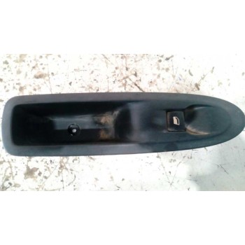 MANDO ELEVALUNAS TRASERO DERECHO 96657926XT 4 PIN