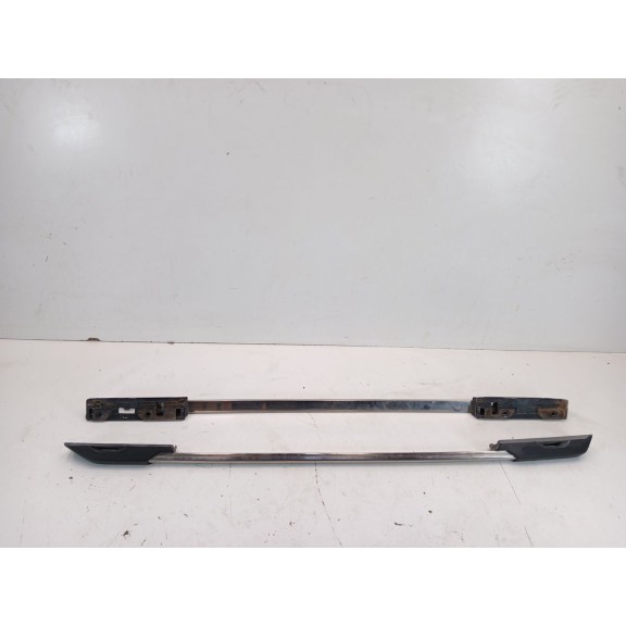 Recambio de barras techo para jeep cherokee limited referencia OEM IAM   