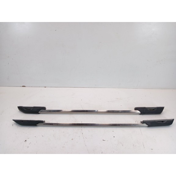 Recambio de barras techo para jeep cherokee limited referencia OEM IAM   