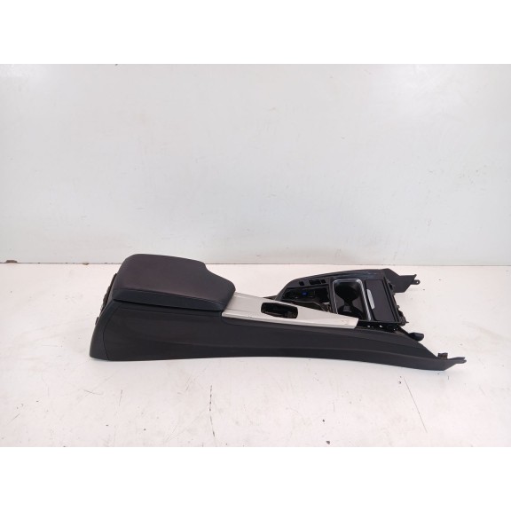 Recambio de apoyabrazos central para bmw 3 (f30, f80) 318 d referencia OEM IAM 51169235437  9235467