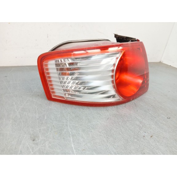 Recambio de piloto trasero izquierdo para kia opirus (gh) 3.5 referencia OEM IAM 924013F010  92401-3F010