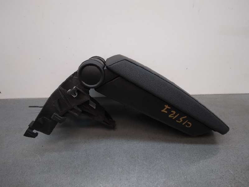 Recambio de apoyabrazos central para bmw serie 1 berlina (e81/e87) 118d referencia OEM IAM 916093502  