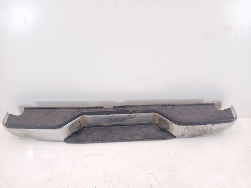 Recambio de paragolpes trasero para nissan navara pick-up (d40m) double cab le 4x4 referencia OEM IAM  TIENE GOLPE 