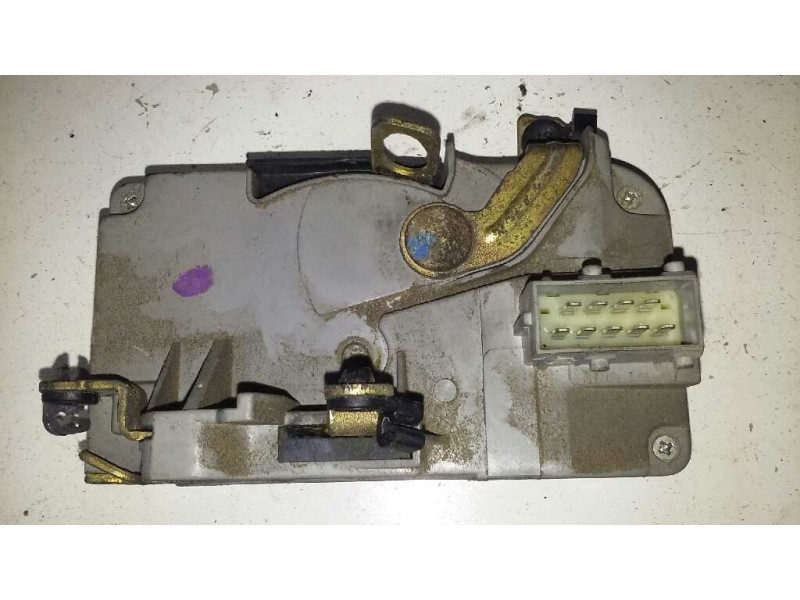 Recambio de cerradura puerta delantera derecha para peugeot 206 berlina xr referencia OEM IAM  CUADRADA 9 PINS