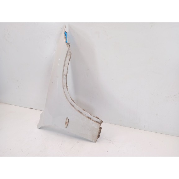 Recambio de aleta delantera derecha para bmw x1 (e84) sdrive 18 d referencia OEM IAM 41002993156  