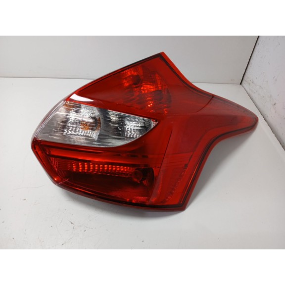 Recambio de piloto trasero derecho para ford focus iii 1.0 ecoboost referencia OEM IAM 0374D  