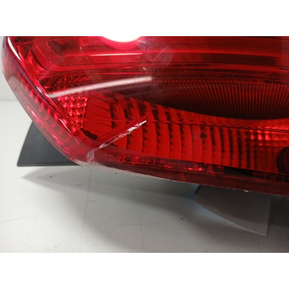 Recambio de piloto trasero derecho para ford focus iii 1.0 ecoboost referencia OEM IAM 0374D  