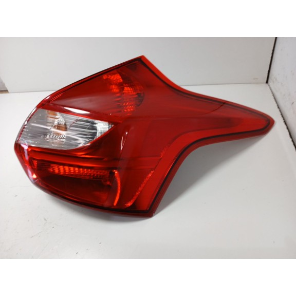 Recambio de piloto trasero derecho para ford focus iii 1.0 ecoboost referencia OEM IAM 0374D  