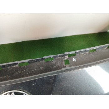 Recambio de paragolpes delantero para bmw 5 (f10) 520 d referencia OEM IAM 784704404 1233b900000 76548341