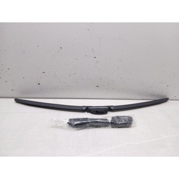 Recambio de escobilla limpia para peugeot 3008 referencia OEM IAM cgaf2665  65 cm 26´´ flexible