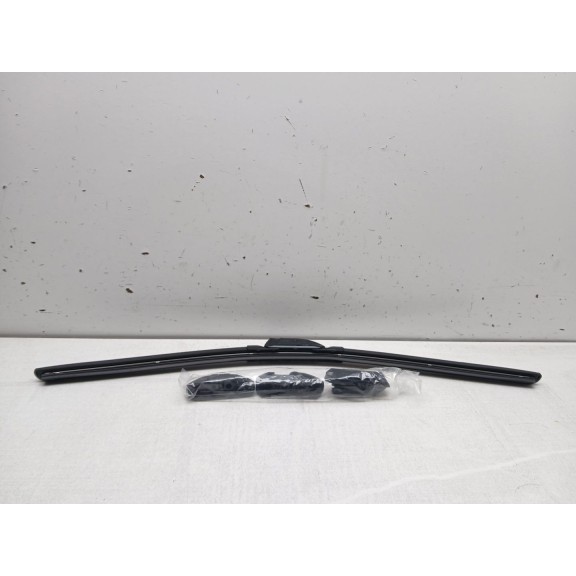 Recambio de escobilla limpia para peugeot 3008 referencia OEM IAM cgaf2358  58 cm 23´´ flexible