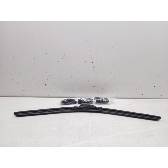 Recambio de escobilla limpia para peugeot 3008 referencia OEM IAM cgaf2358  58 cm 23´´ flexible