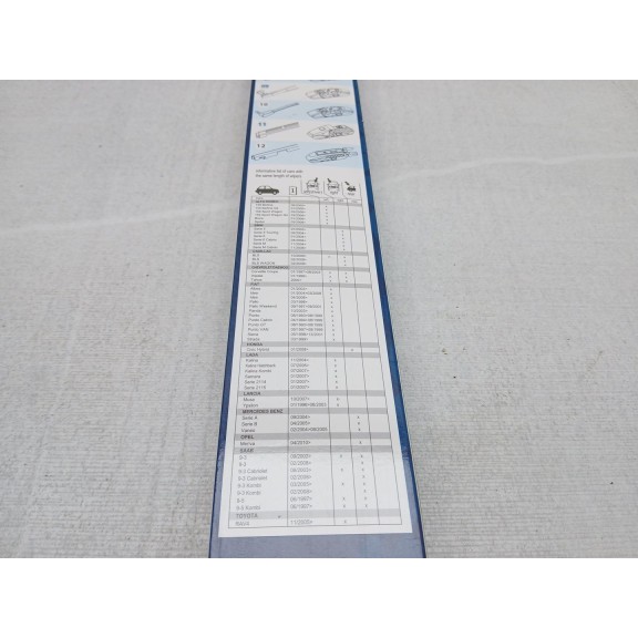 Recambio de escobilla limpia para peugeot 3008 referencia OEM IAM cgaf2358  58 cm 23´´ flexible