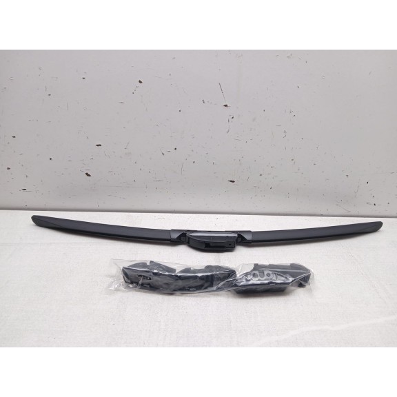 Recambio de escobilla limpia para peugeot 3008 referencia OEM IAM cgaf2255  55 cm 22´´ flexible