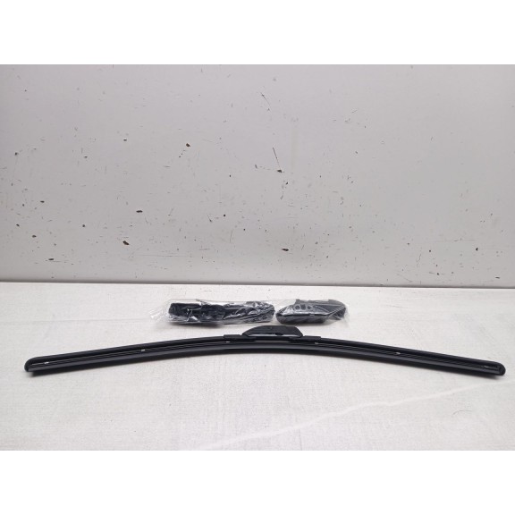 Recambio de escobilla limpia para peugeot 3008 referencia OEM IAM cgaf2255  55 cm 22´´ flexible