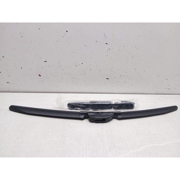 Recambio de escobilla limpia para peugeot 3008 referencia OEM IAM cgaf2153  53 cm 21´´ flexible