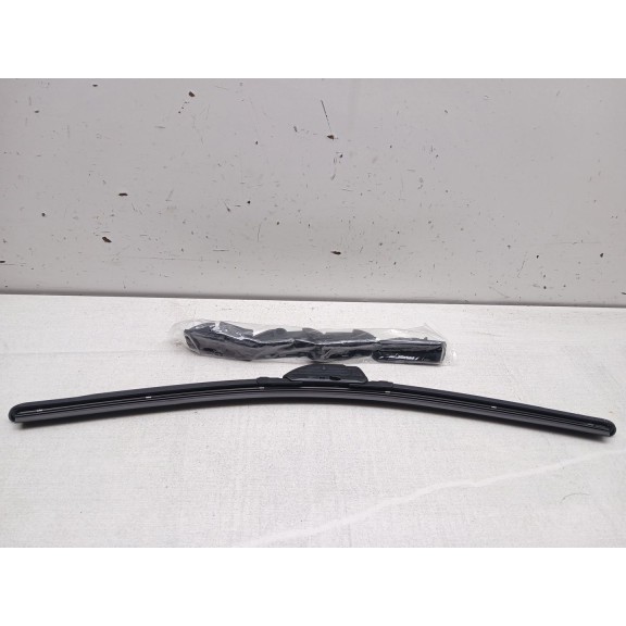 Recambio de escobilla limpia para peugeot 3008 referencia OEM IAM cgaf2050  50 cm 20´´ flexible