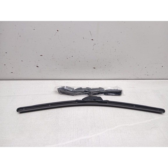 Recambio de escobilla limpia para peugeot 3008 referencia OEM IAM cgaf2050  50 cm 20´´ flexible