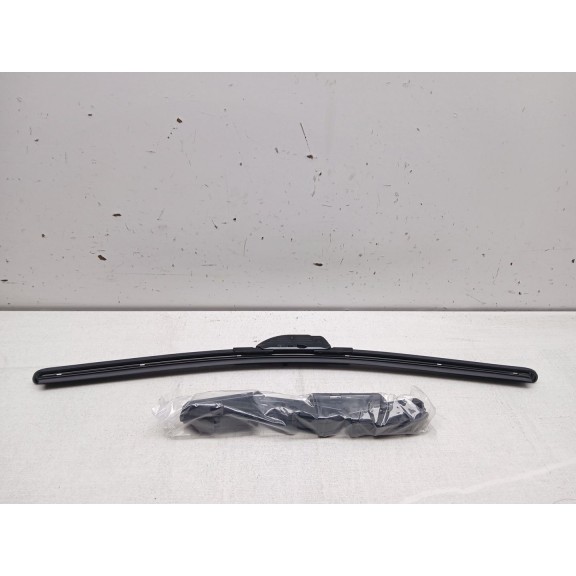 Recambio de escobilla limpia para peugeot 3008 referencia OEM IAM cgaf1948  48 cm 19´´ flexible