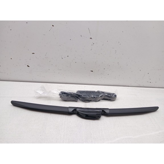 Recambio de escobilla limpia para peugeot 3008 referencia OEM IAM cgaf1845  45 cm 18´´ flexible