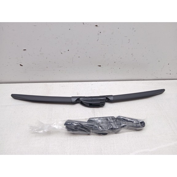 Recambio de escobilla limpia para peugeot 3008 referencia OEM IAM cgaf1845  45 cm 18´´ flexible