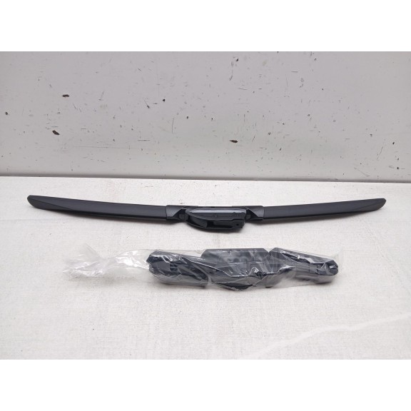 Recambio de escobilla limpia para peugeot 3008 referencia OEM IAM cgaf1845  45 cm 18´´ flexible