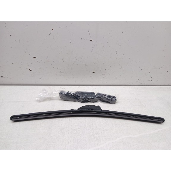Recambio de escobilla limpia para peugeot 3008 referencia OEM IAM cgaf1845  45 cm 18´´ flexible