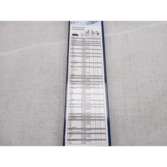 Recambio de escobilla limpia para peugeot 3008 referencia OEM IAM cgaf1845  45 cm 18´´ flexible