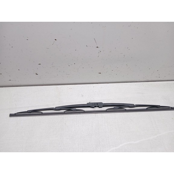 Recambio de escobilla limpia para peugeot 3008 referencia OEM IAM universal cgau2460  60 cm 24´´