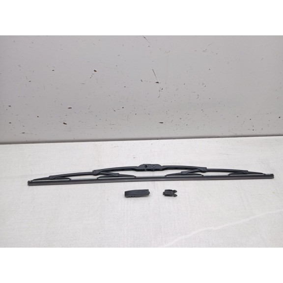 Recambio de escobilla limpia para peugeot 3008 referencia OEM IAM universal cgau2358  58 cm 23´´