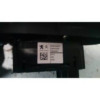 Recambio de mando elevalunas trasero derecho para citroën c4 lim. collection referencia OEM IAM 96657926XT  4 PIN