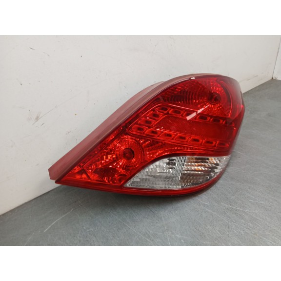 Recambio de piloto trasero derecho para peugeot 207/207+ (wa_, wc_) 1.6 hdi referencia OEM IAM 968656598000  