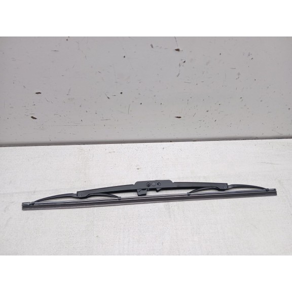 Recambio de escobilla limpia para peugeot 3008 referencia OEM IAM universal cgau1640  40 cm 16´´