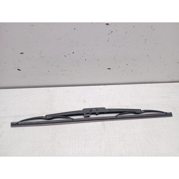 Recambio de escobilla limpia para peugeot 3008 referencia OEM IAM universal cgau1640  40 cm 16´´