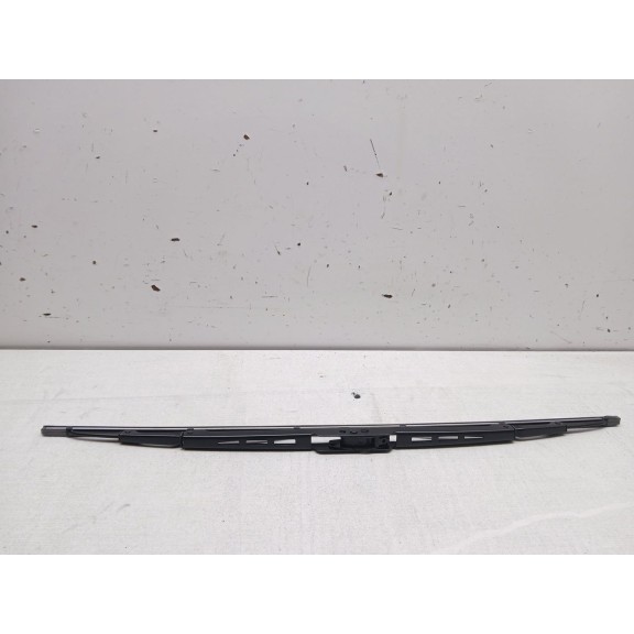 Recambio de escobilla limpia para peugeot 3008 referencia OEM IAM universal cgau1948  48 cm 19´´