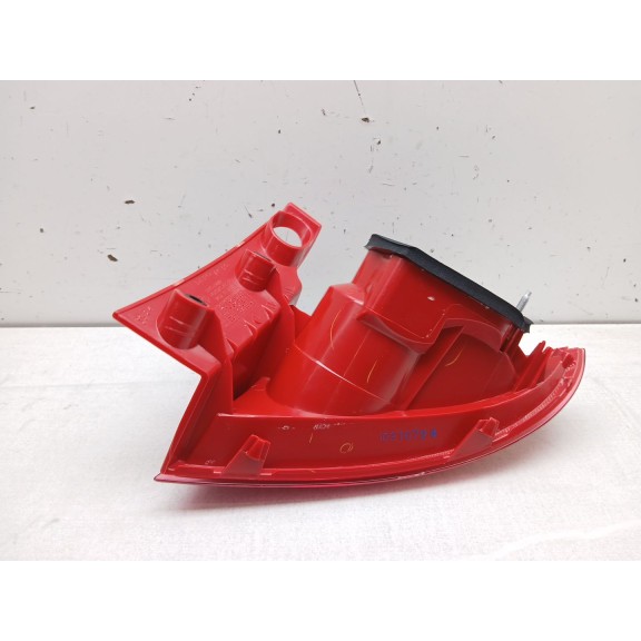 Recambio de piloto trasero izquierdo para seat leon (1p1) referencia OEM IAM 1P0945111C  16854333