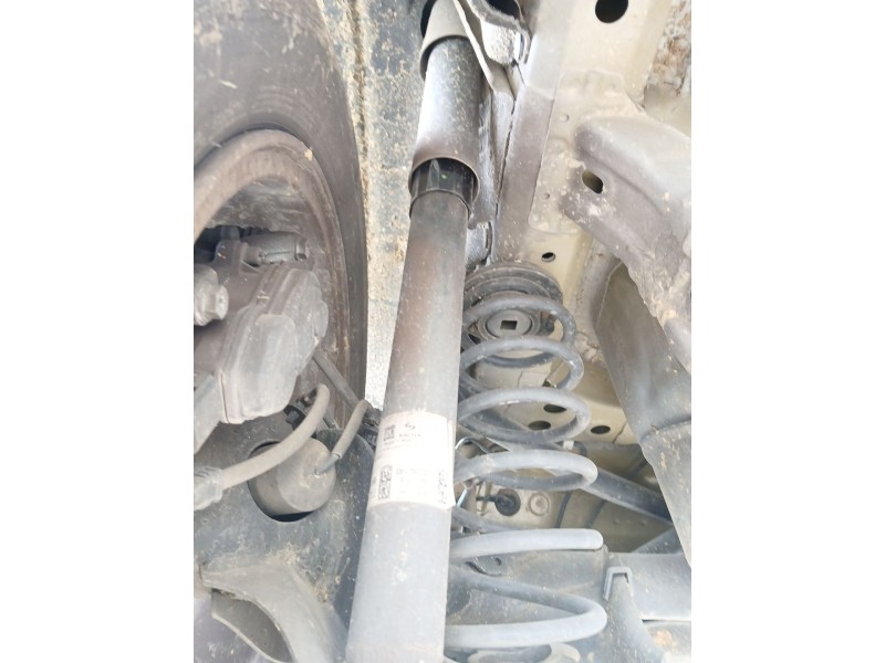 Recambio de amortiguador trasero izquierdo para honda hr-v (ru) 1.5 (ru1) referencia OEM IAM   